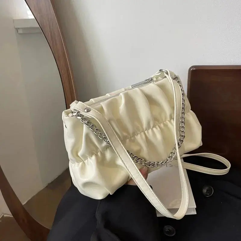 Bolso Rosa Con Cadena Chic