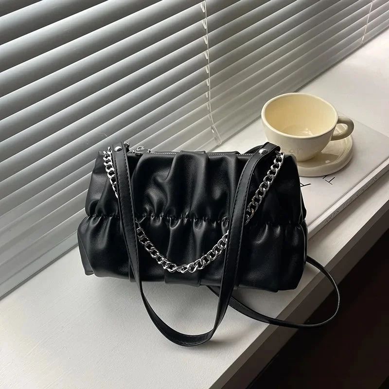 Bolso Rosa Con Cadena Chic