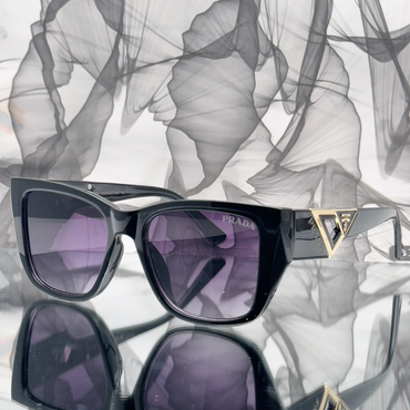 Gafas P*ada R2 + Estuche Billetera