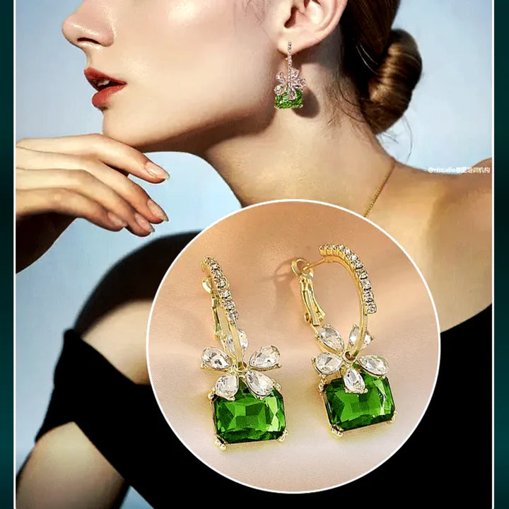 Aretes De Cristal Con Forma De Regalo