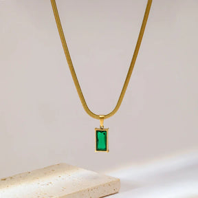 Collar De Oro Con Cristal Jade