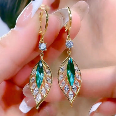 Pendientes Clasicos De Cristal Dorado