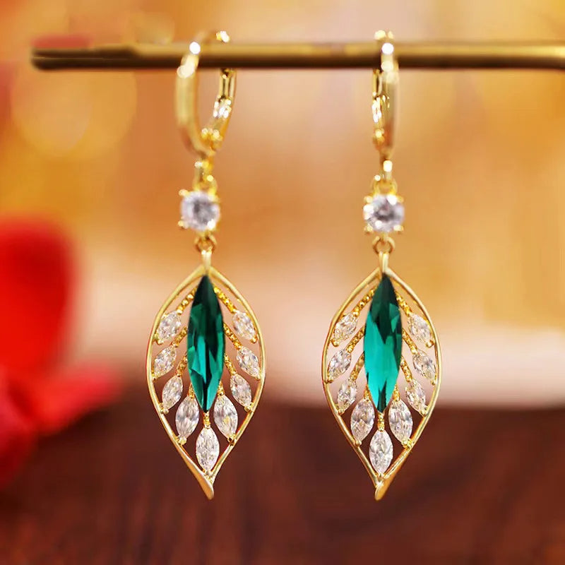 Pendientes Clasicos De Cristal Dorado