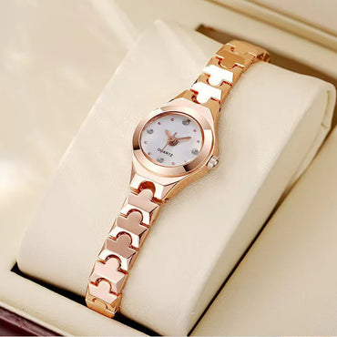 Reloj Dorado Elegante